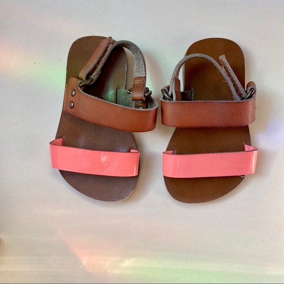 Teeny Toes faux leather brown and pink Sandals (4) - Picture 4 of 4